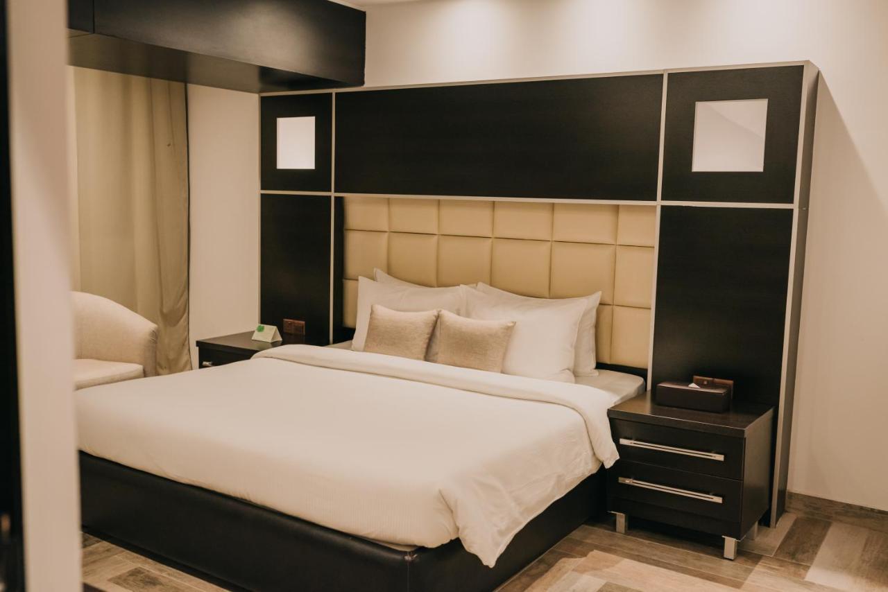 Ashur Hotel Dukhan Exterior foto