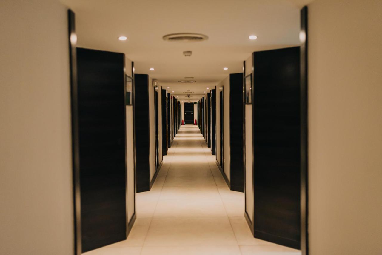 Ashur Hotel Dukhan Exterior foto