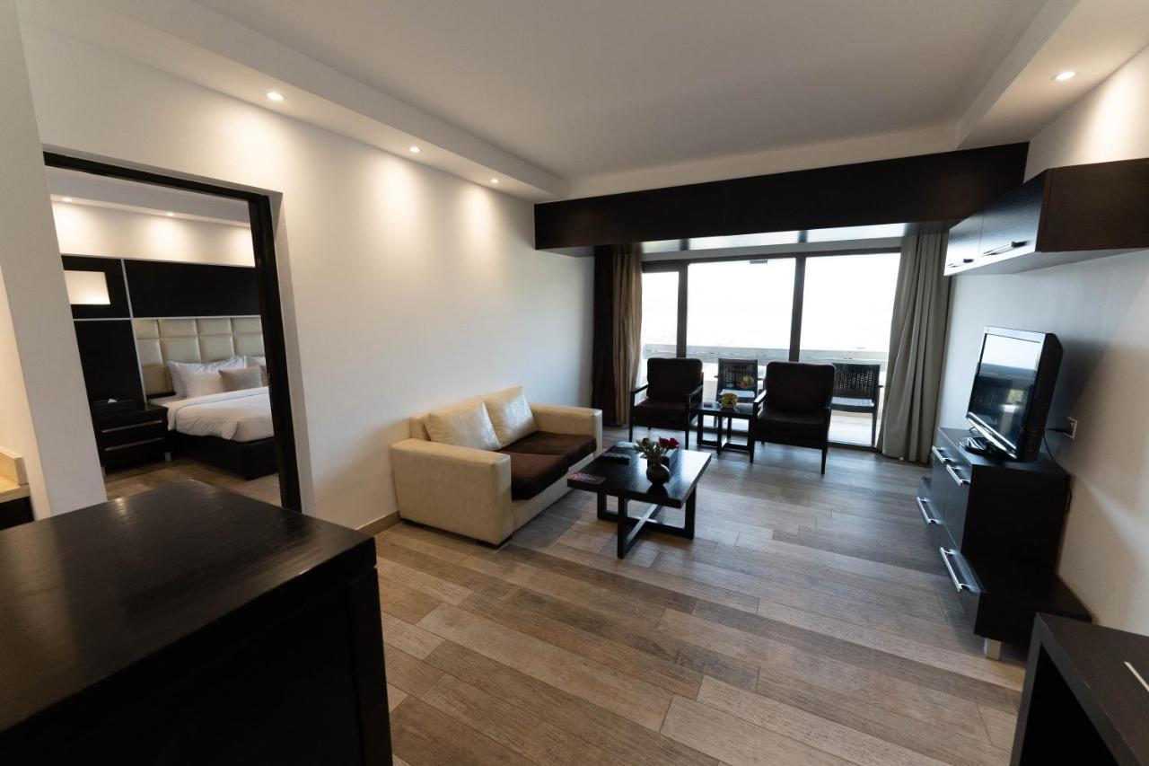 Ashur Hotel Dukhan Exterior foto