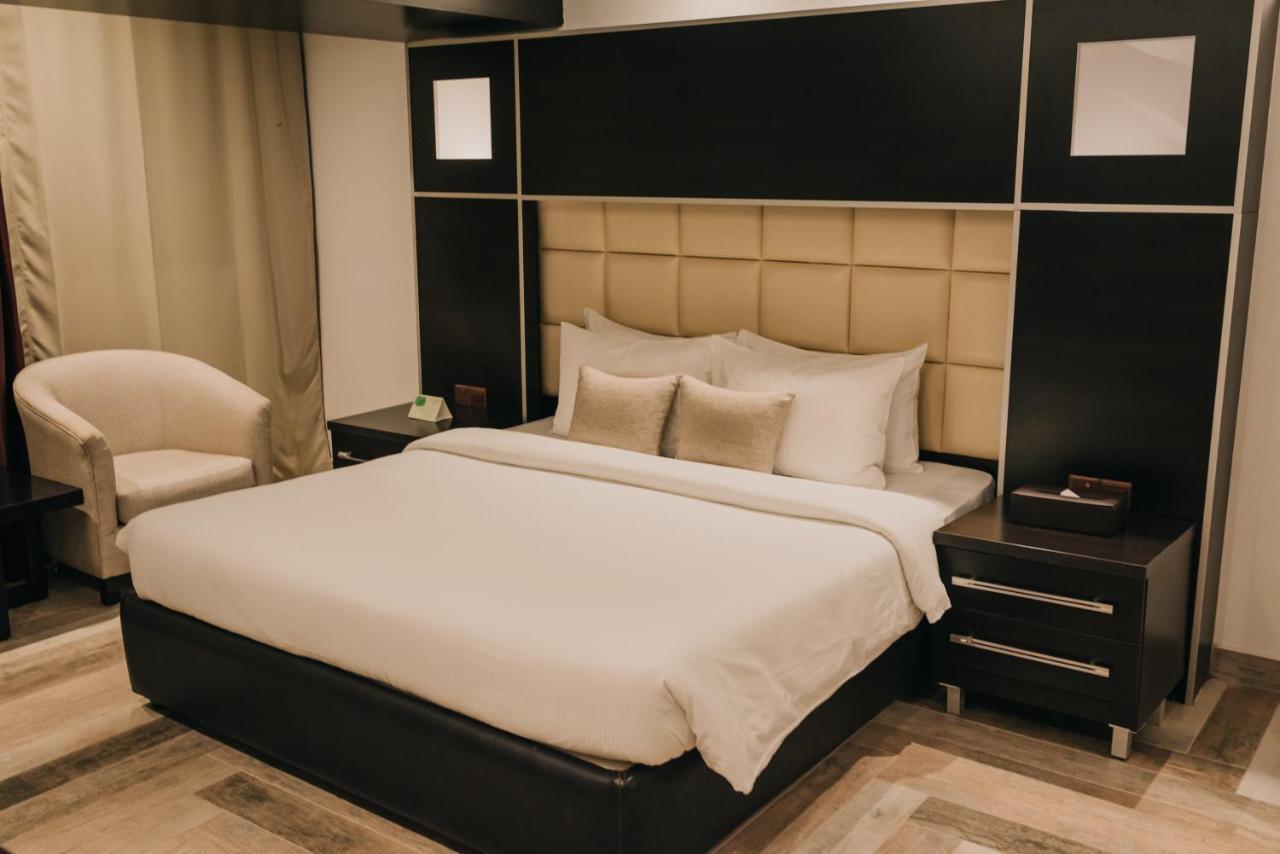 Ashur Hotel Dukhan Exterior foto